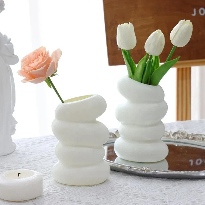 Nordic Spiral White Plastic Vase